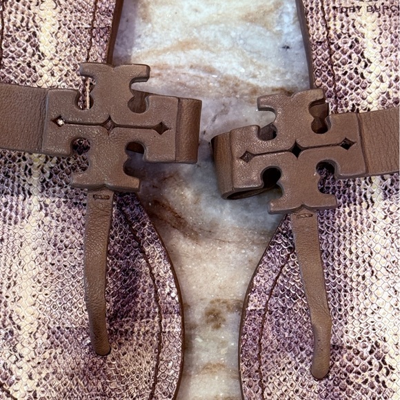 Women’s TORY BURCH Moore flat thong sandal- Size 7 - Picture 2 of 4